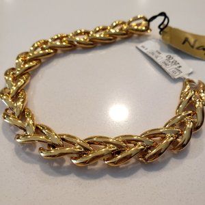 Beautiful Napier Bracelet